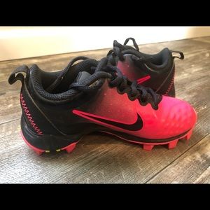 Nike girls softball cleats